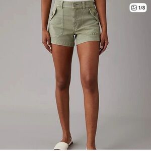 ISO! American Eagle Outfitters Women's Stretch Perfect Short 4”- Sz 6